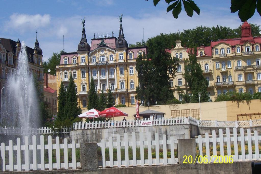 Topapartmany Lesni Mariánské Lázně المظهر الخارجي الصورة